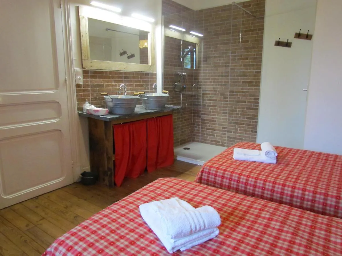 Bed and Breakfast Le domaine des 3 marmottes à Cierp Couette-café