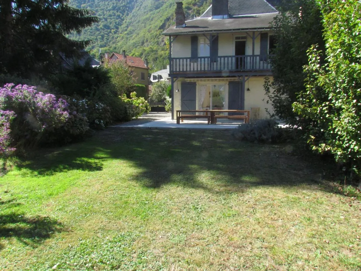Le Domaine Des 3 Marmottes Chambres D' Hotes Cierp 3*,  France