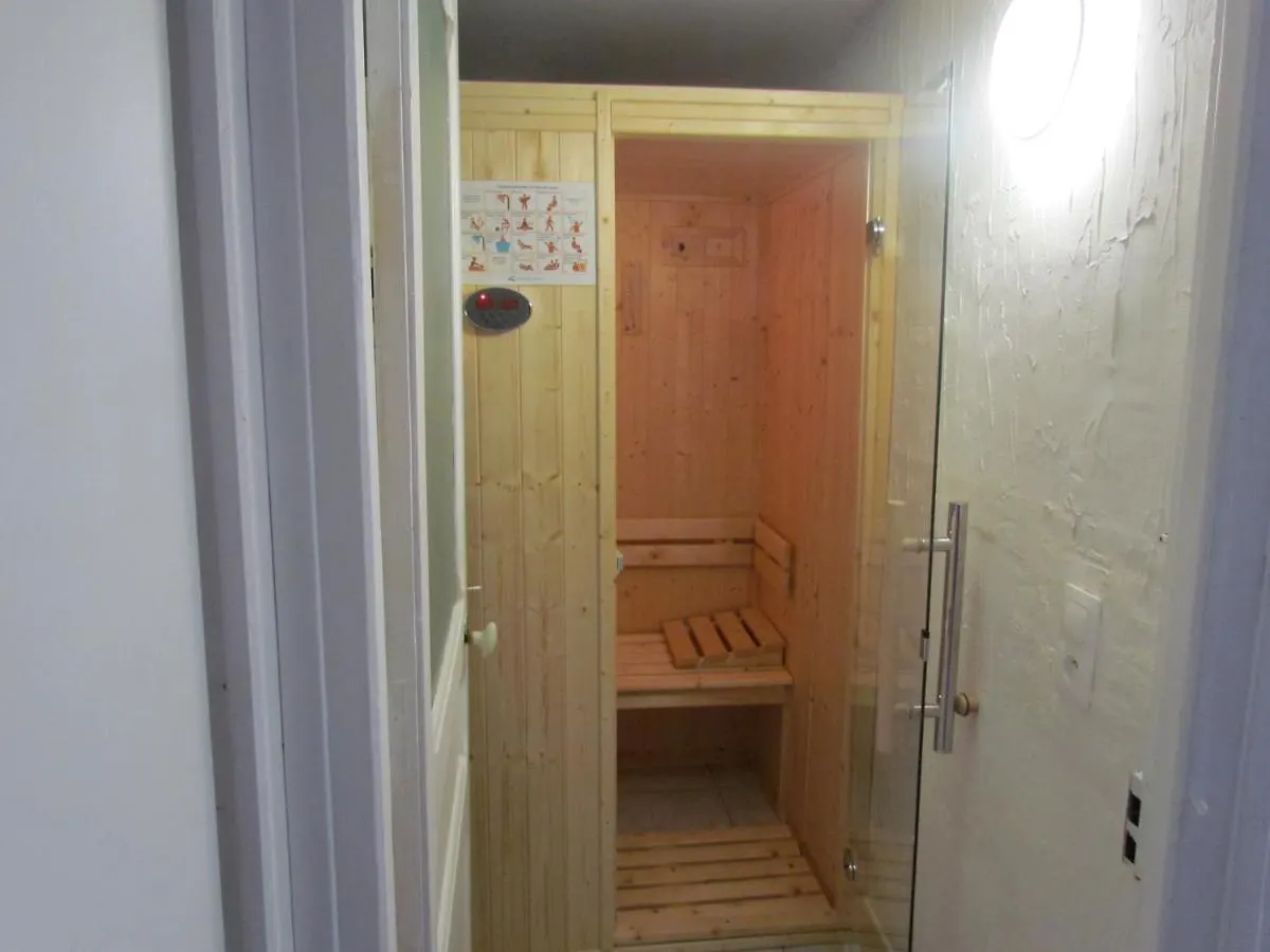 Le Domaine Des 3 Marmottes Chambres D' Hotes Cierp