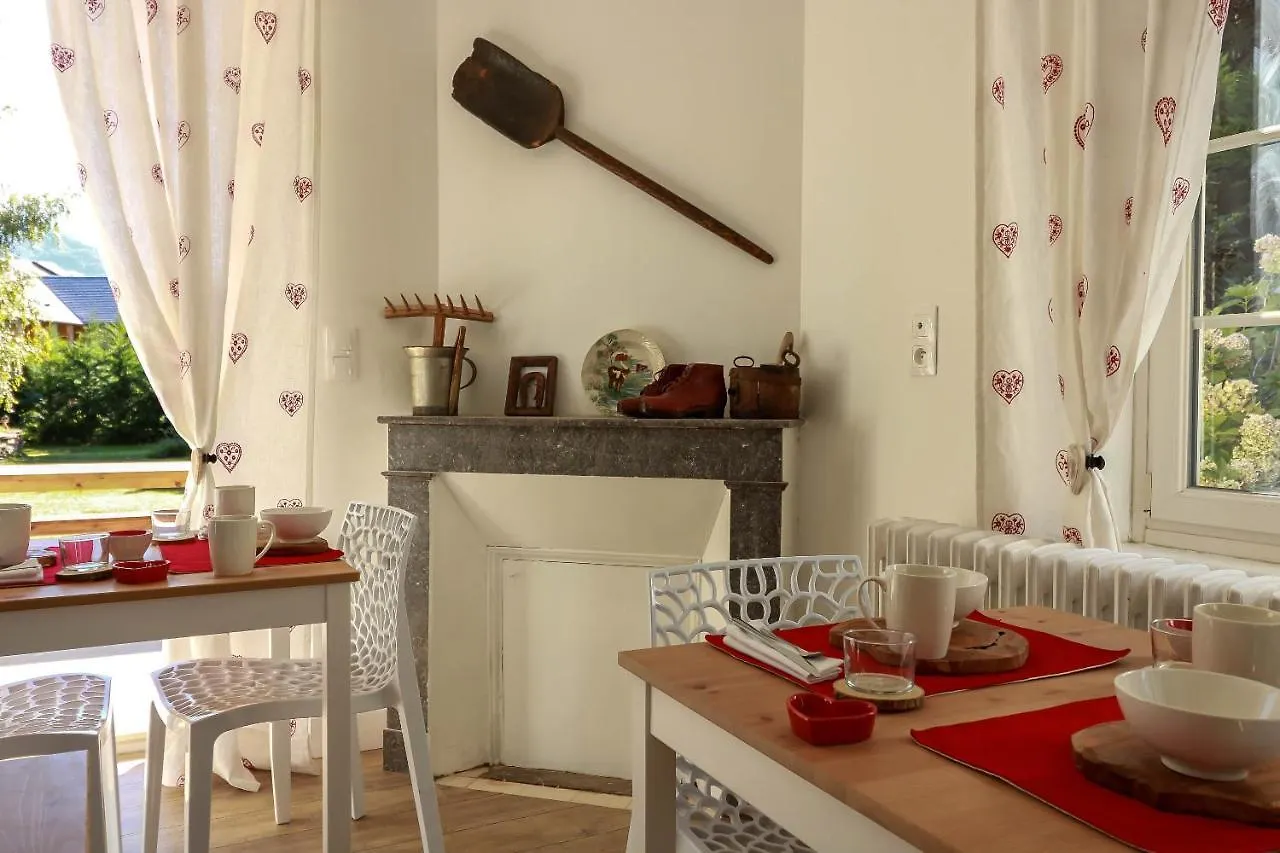 Le Domaine Des 3 Marmottes Chambres D' Hotes Cierp