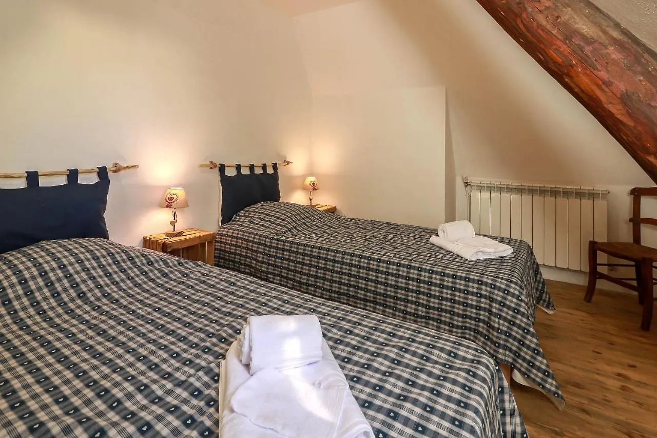 Le Domaine Des 3 Marmottes Chambres D' Hotes Cierp