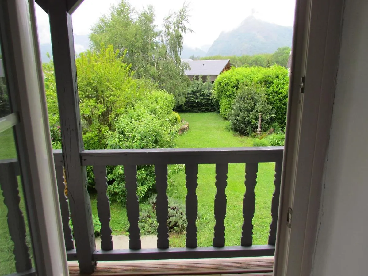 Le Domaine Des 3 Marmottes Chambres D' Hotes Cierp France