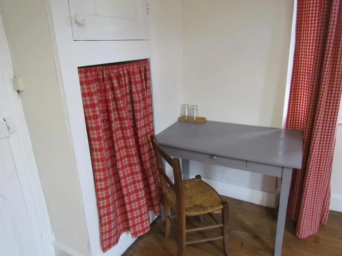 Le Domaine Des 3 Marmottes Chambres D' Hotes Cierp Bed & Breakfast