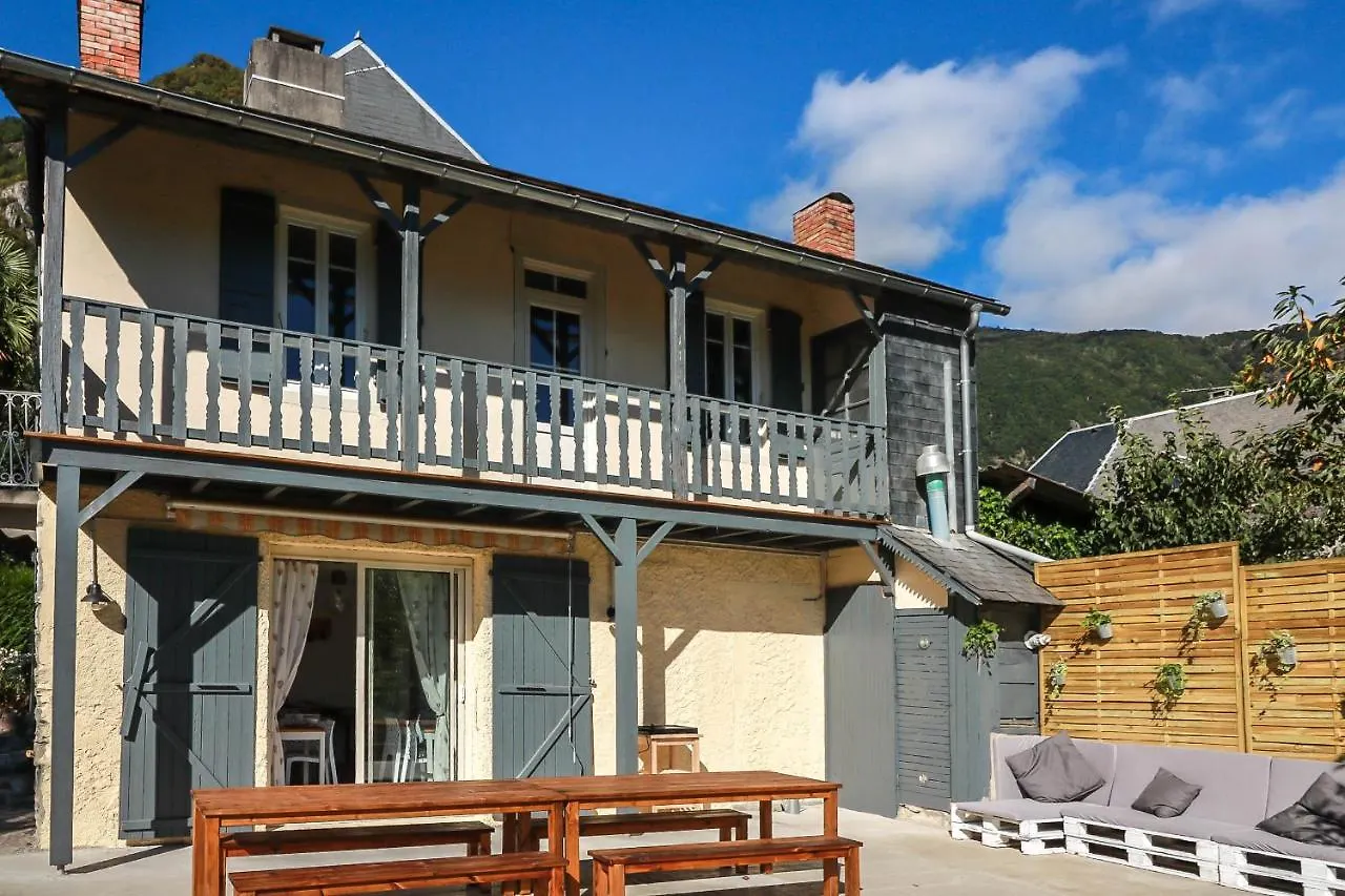 Le Domaine Des 3 Marmottes Chambres D' Hotes Cierp