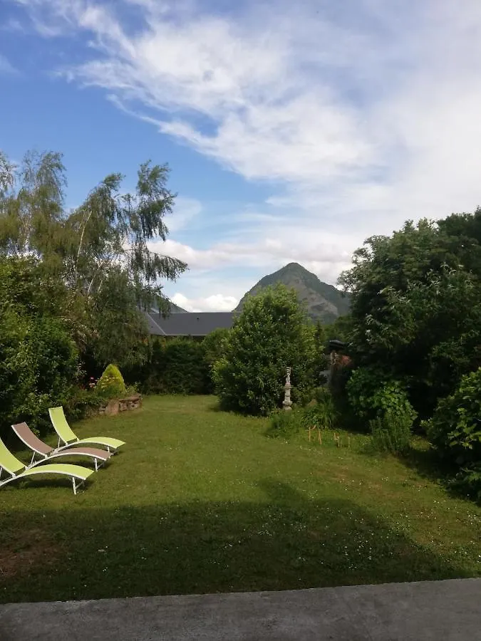 *** Bed & Breakfast Le Domaine Des 3 Marmottes Chambres D' Hotes Cierp France