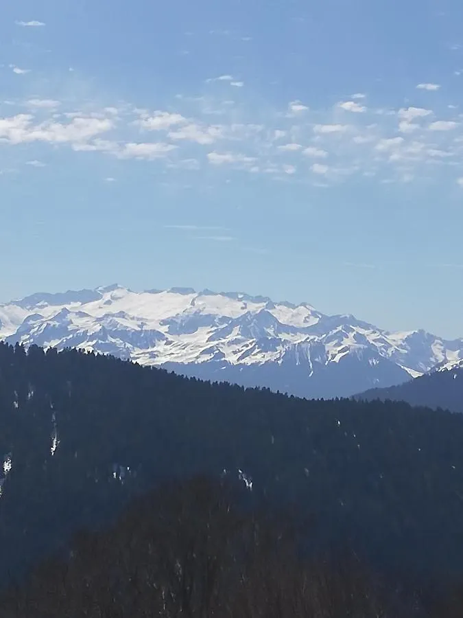 Le Domaine Des 3 Marmottes Chambres D' Hotes Cierp Bed & Breakfast